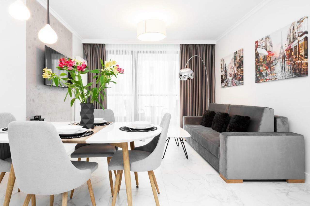 Apartments Warsaw Dzielna By Noclegi Renters Exterior photo
