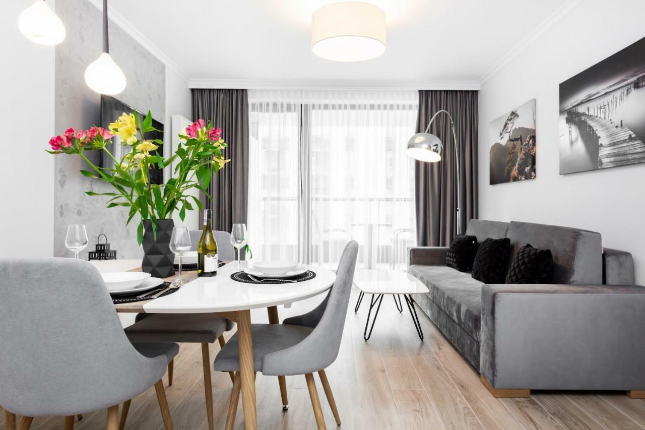 Apartments Warsaw Dzielna By Noclegi Renters Exterior photo