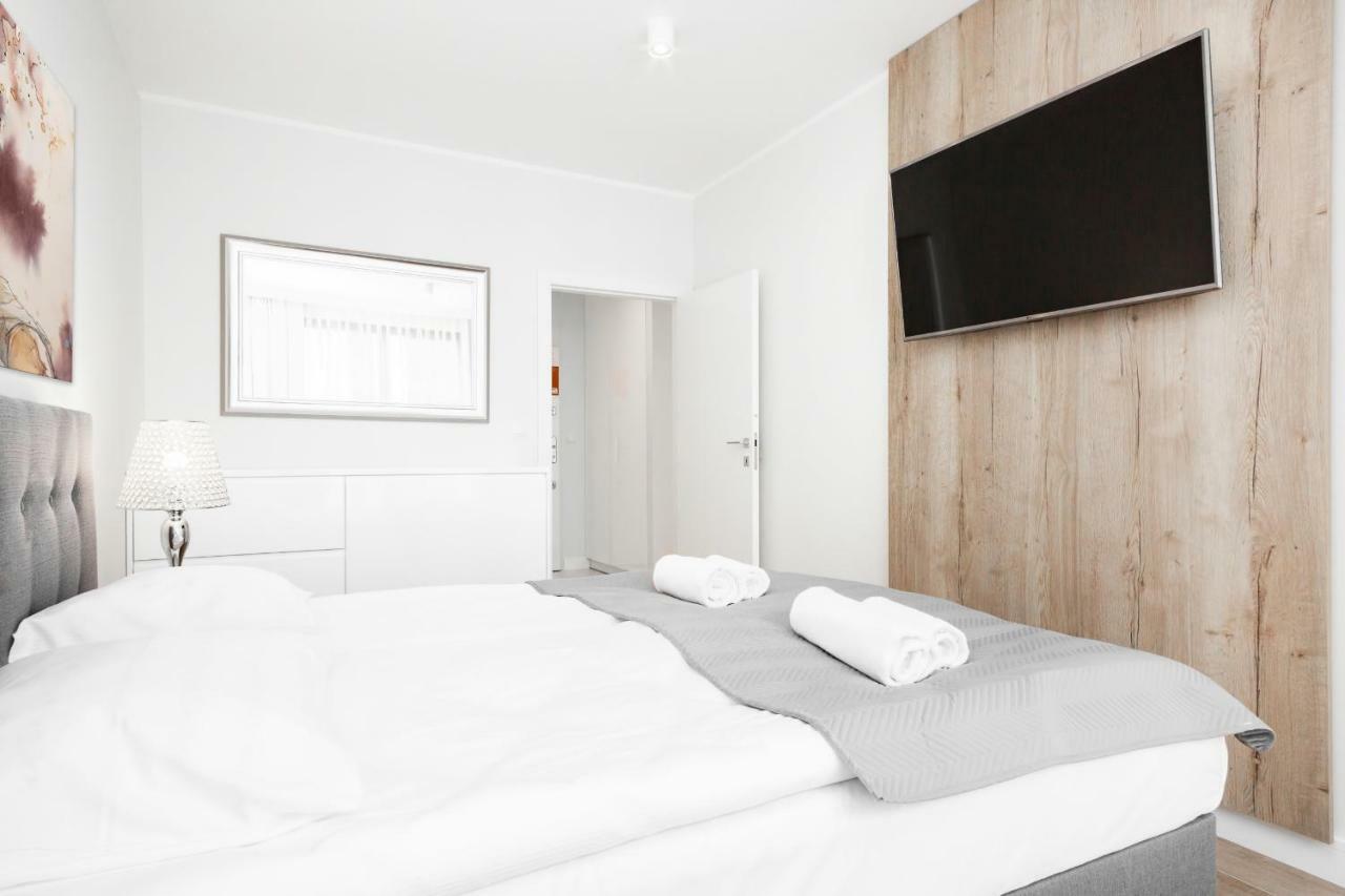 Apartments Warsaw Dzielna By Noclegi Renters Exterior photo