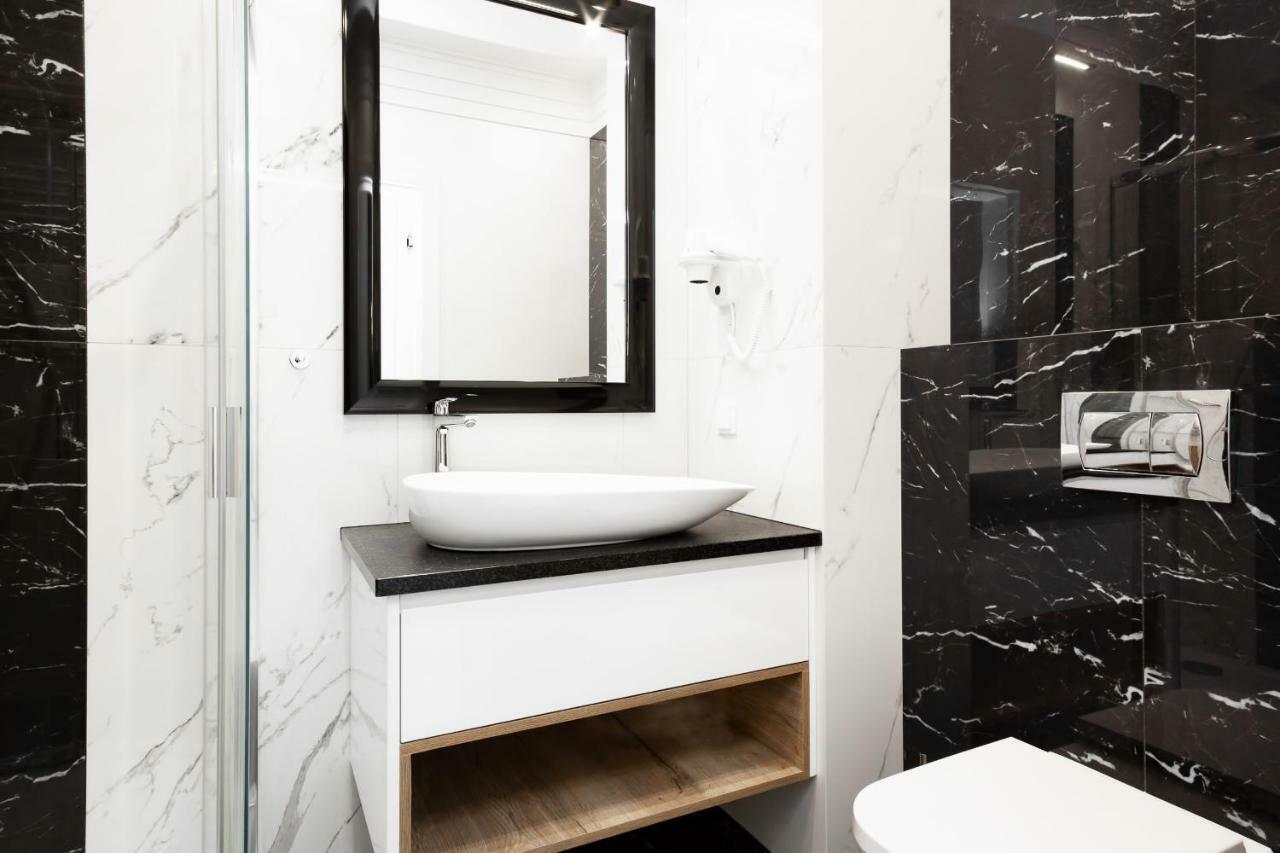 Apartments Warsaw Dzielna By Noclegi Renters Exterior photo